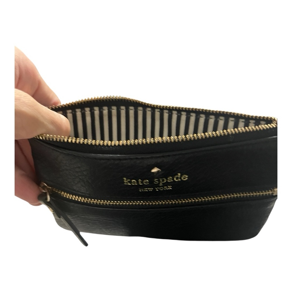 Kate Spade unused NY Cobble Hill Bee Black Pebble Leather Wristlet - Picture 4 of 5